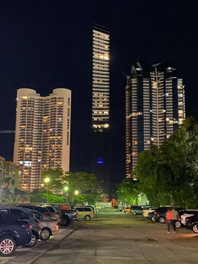 210 172nd St , Unit 133, Sunny Isles Beach, FL 33160 Photo