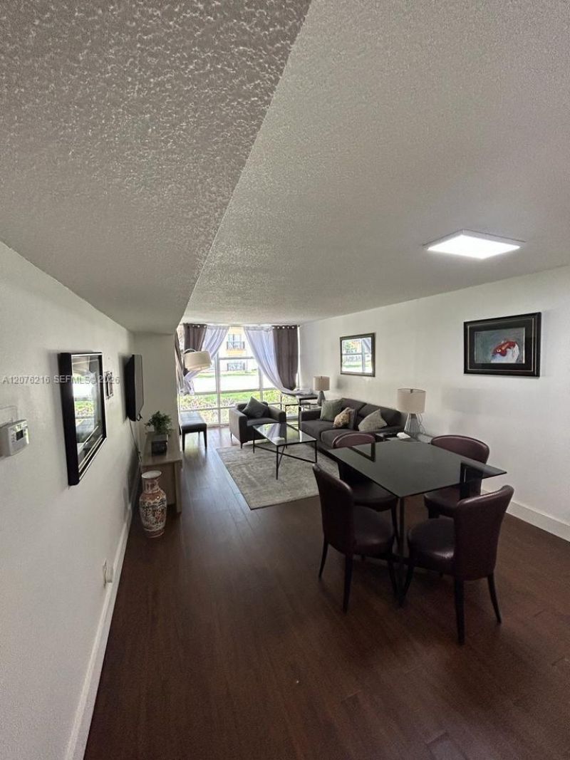 210 172nd St , Unit 133, Sunny Isles Beach, FL 33160 Photo