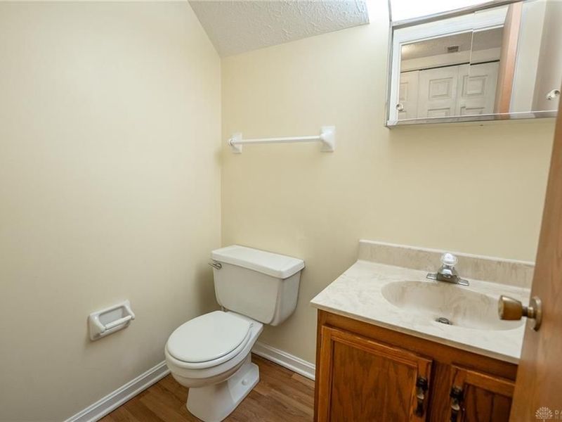 5701 Cobblegate Drive, West Carrollton, OH 45449 Photo 12