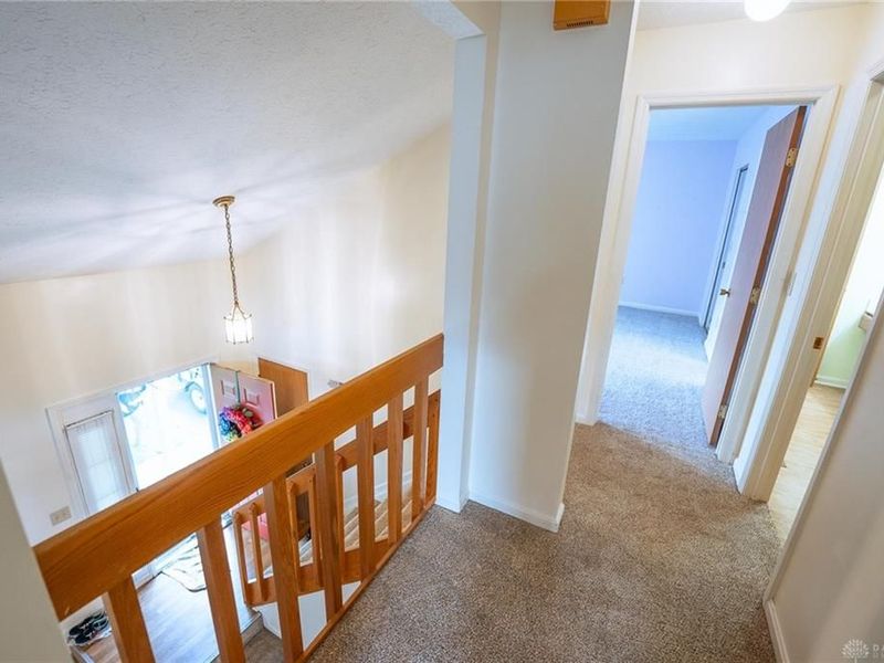 5701 Cobblegate Drive, West Carrollton, OH 45449 Photo 16