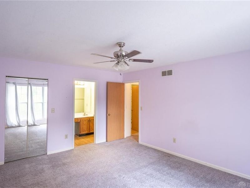 5701 Cobblegate Drive, West Carrollton, OH 45449 Photo 22