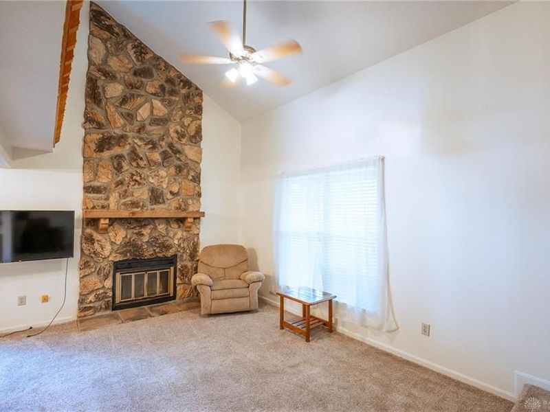 5701 Cobblegate Drive, West Carrollton, OH 45449 Photo 5