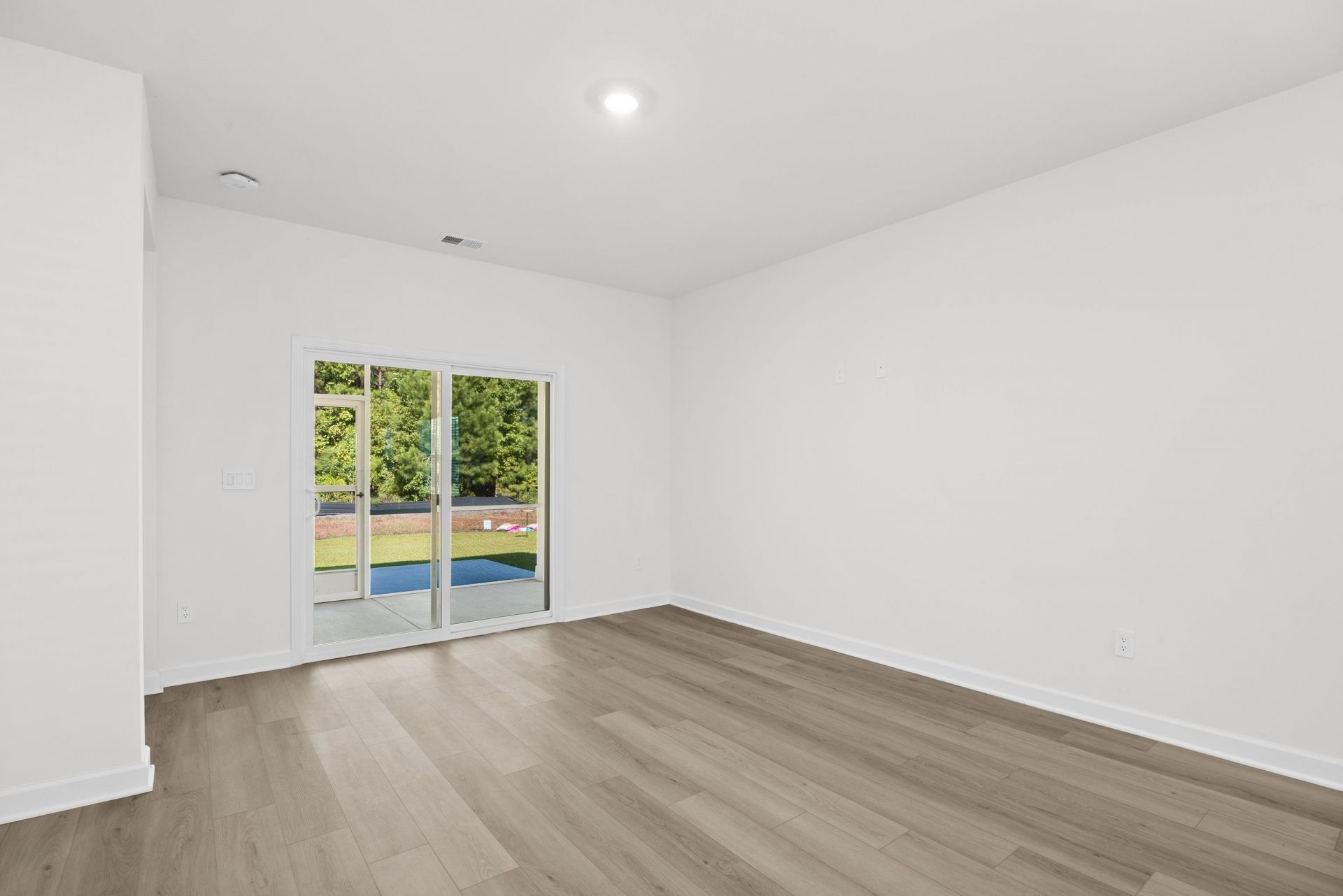 1113 Lauryn Oak Loop Photo 11