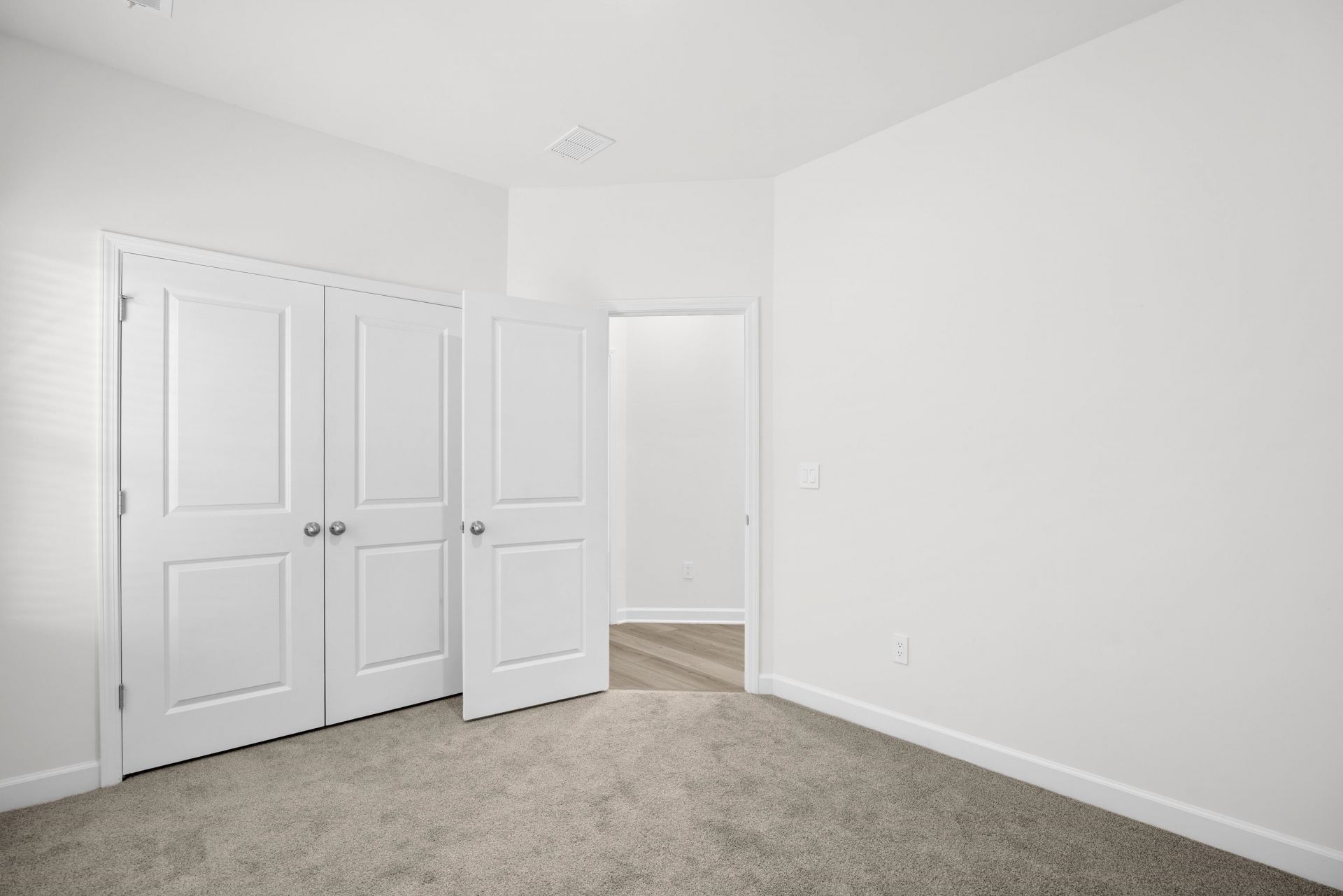 1113 Lauryn Oak Loop Photo 19