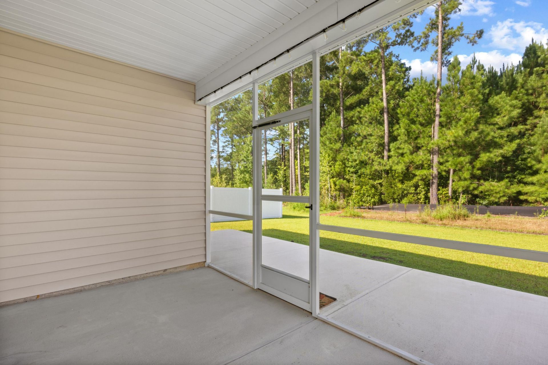 1113 Lauryn Oak Loop Photo 23