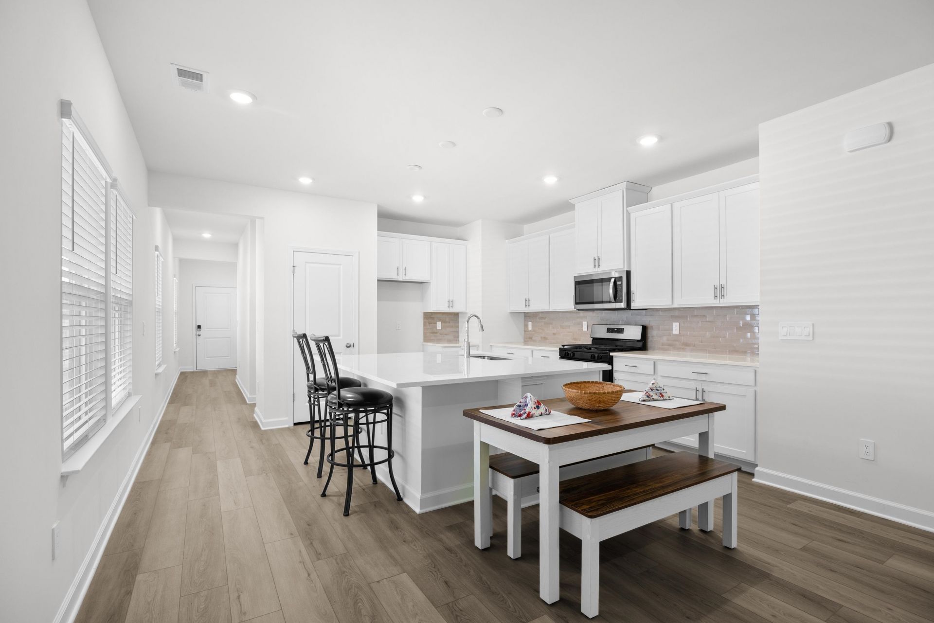 1113 Lauryn Oak Loop Photo 5
