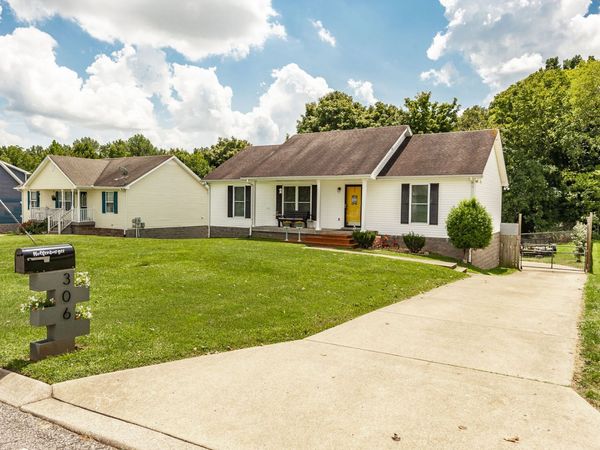 306 Corbitt Ln , Springfield, TN 37172