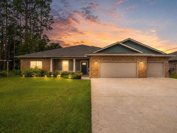 2607 Lovewood Drive, Navarre, FL 32566