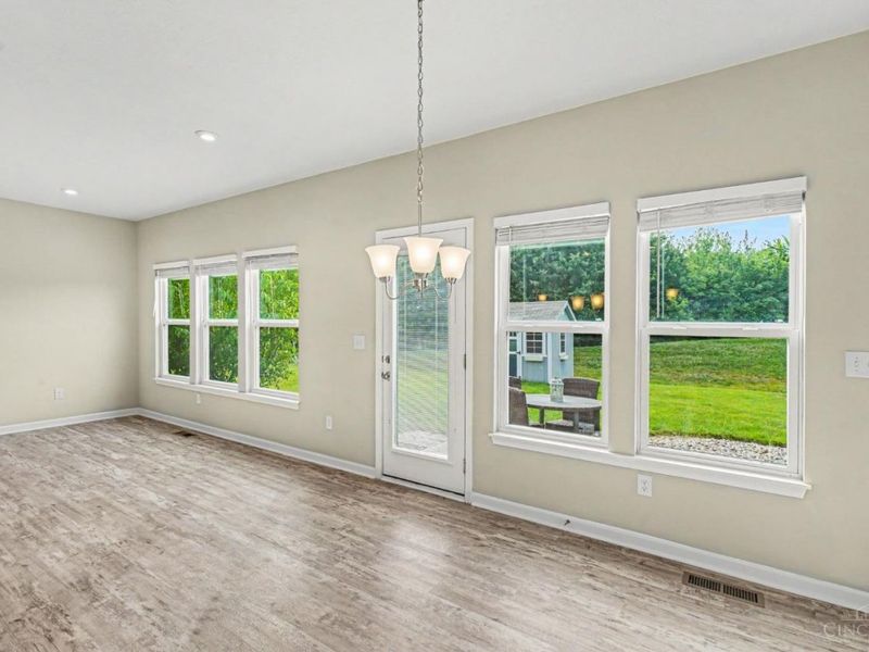 1519 Eagle Boulevard, Hamilton Township, OH 45039 Photo 7
