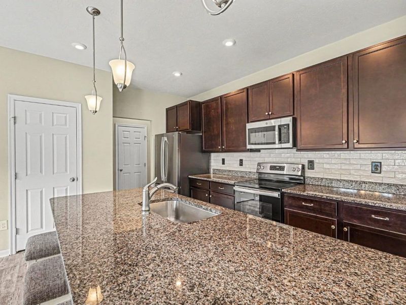1519 Eagle Boulevard, Hamilton Township, OH 45039 Photo 9