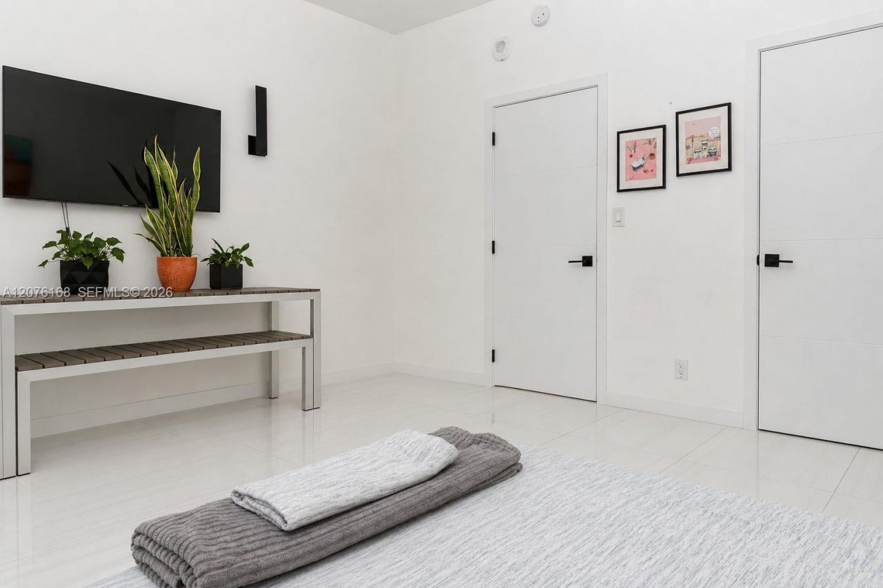 3700 Island Blvd , Unit C402, Aventura, FL 33160 Photo
