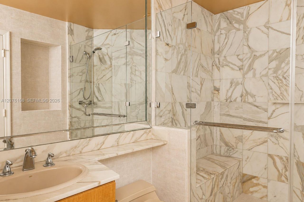 3700 Island Blvd , Unit C402, Aventura, FL 33160 Photo