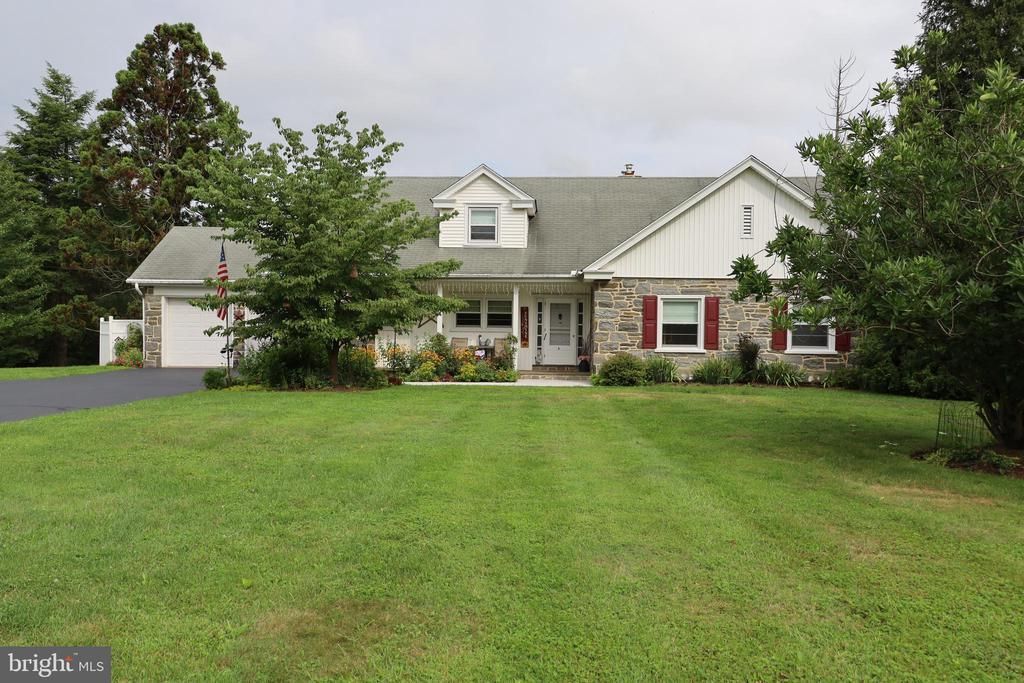 2080 TRUMBAUER ROAD, LANSDALE, PA 19446