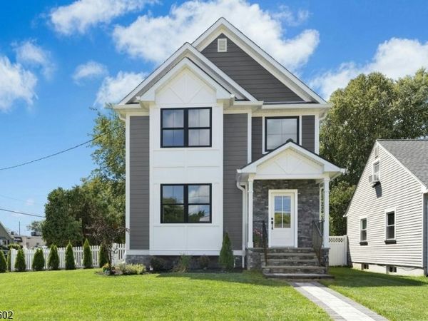 28 Pershing Ave, Cranford, NJ 07016