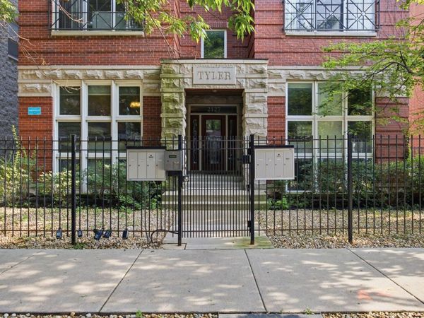 2127 W Rice Street , Unit 2E, Chicago, IL 60622