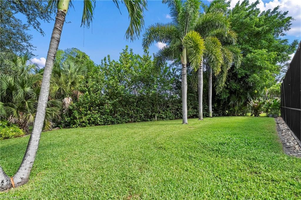 125 Westwood Dr , Naples, FL 34110 Photo