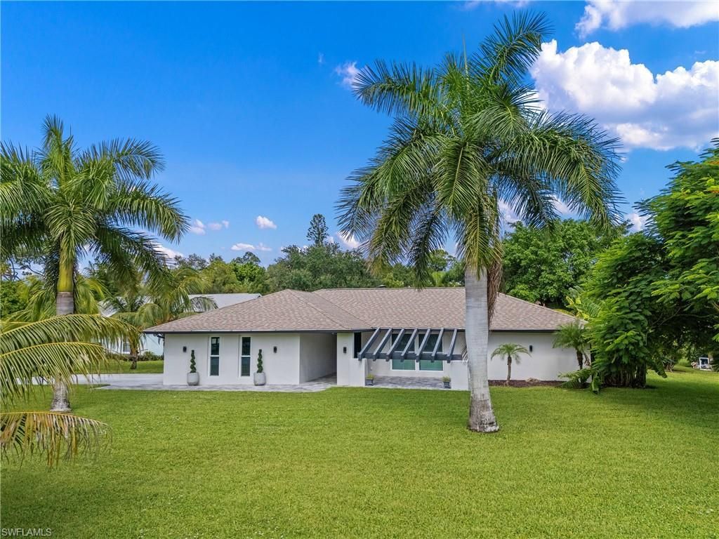 125 Westwood Dr , Naples, FL 34110 Photo