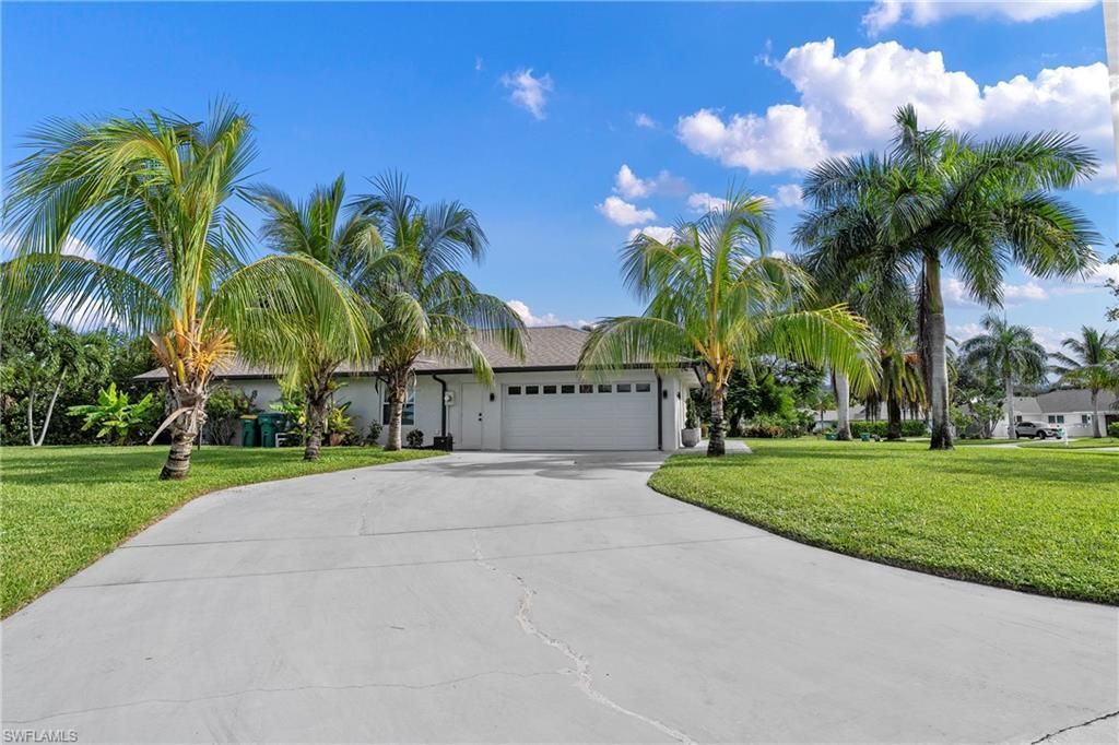 125 Westwood Dr , Naples, FL 34110 Photo