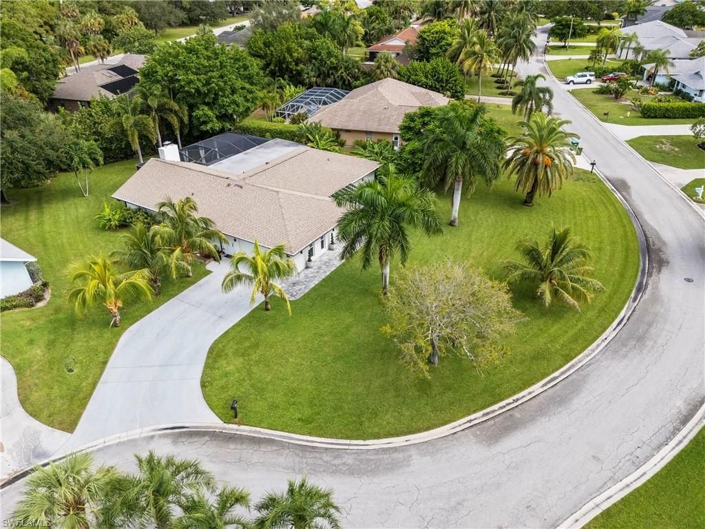 125 Westwood Dr , Naples, FL 34110 Photo