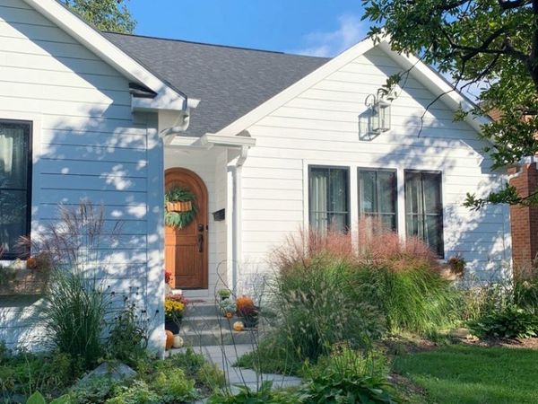 Arlington Heights, IL 60005