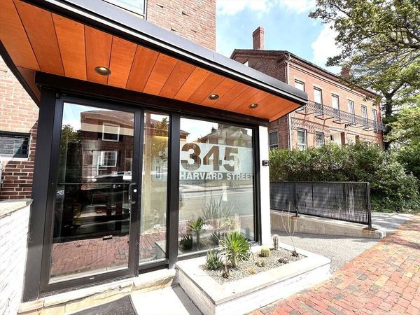 345 Harvard St, Unit 4E, Cambridge, MA 02138