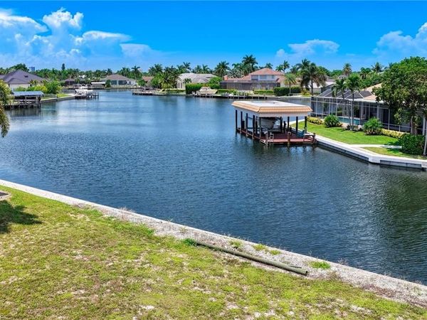1674 Briarwood CT , MARCO ISLAND, FL 34145