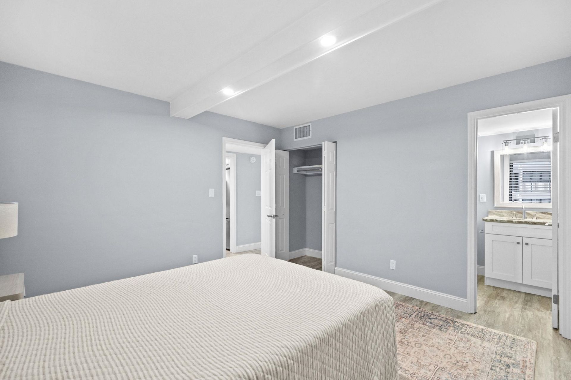 601 Mitchell Dr. Photo 31