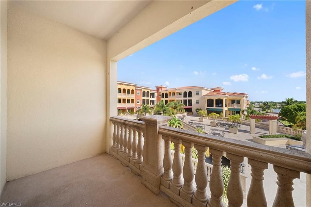 21450 Strada Nuova Cir , Unit A302, Estero, FL 33928 Photo