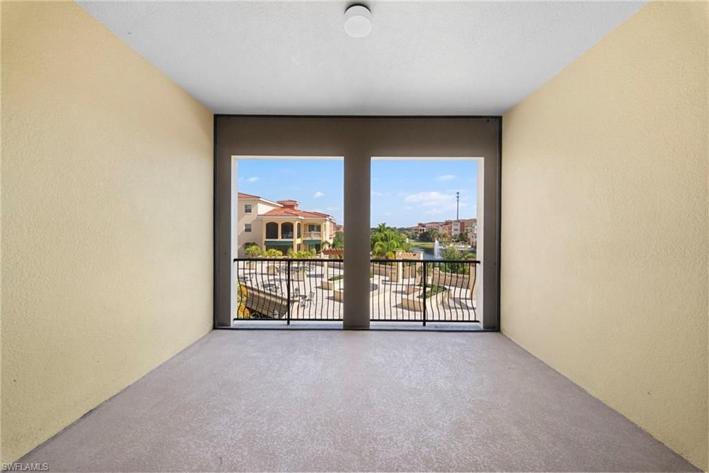21450 Strada Nuova Cir , Unit A302, Estero, FL 33928 Photo