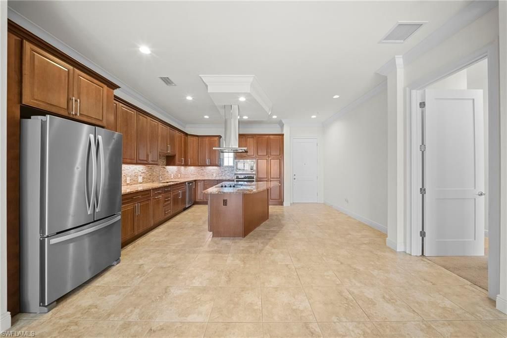 21450 Strada Nuova Cir , Unit A302, Estero, FL 33928 Photo