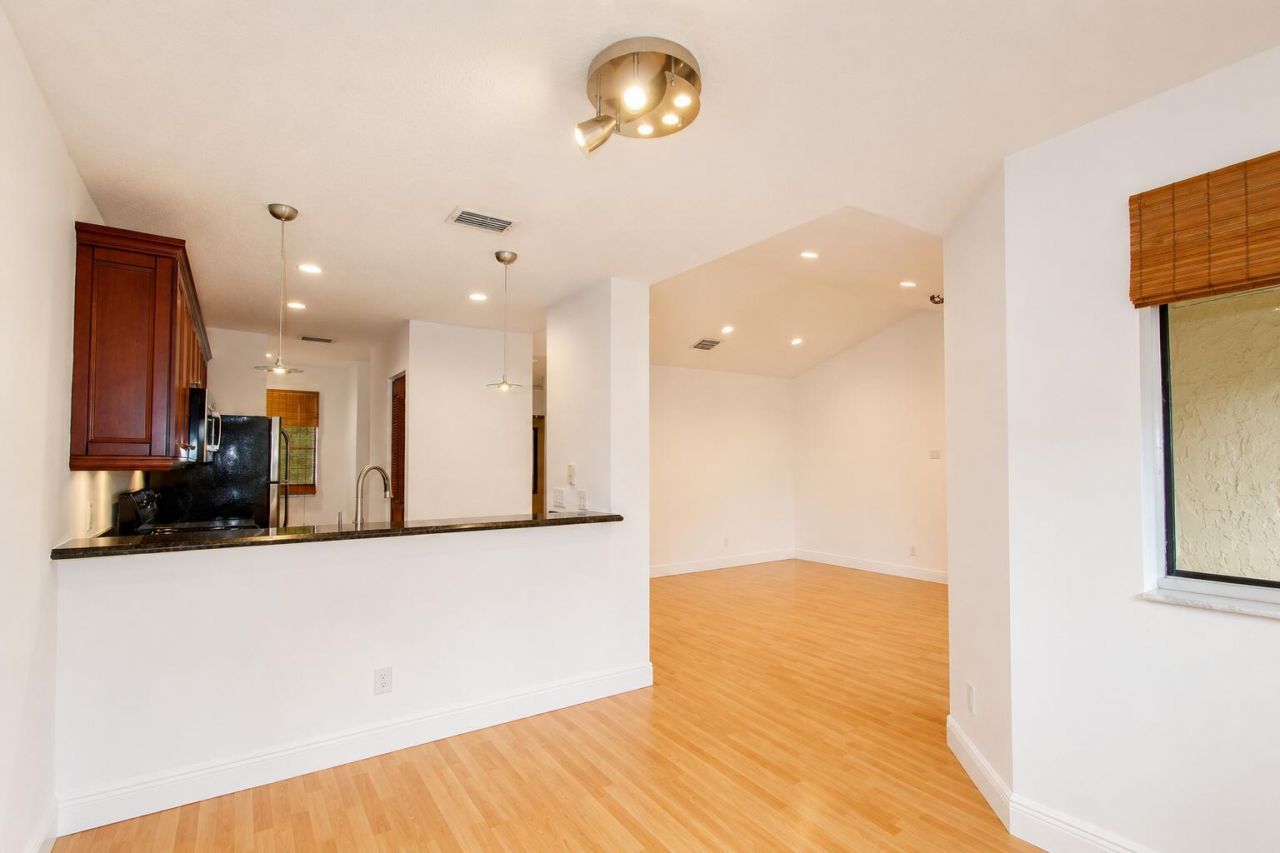 954 Coral Club Drive, Unit 954, Coral Springs, FL 33071 Photo