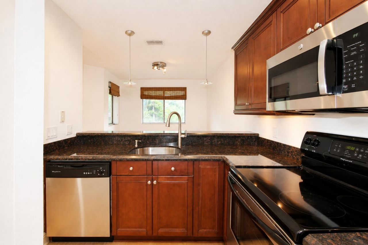 954 Coral Club Drive, Unit 954, Coral Springs, FL 33071 Photo