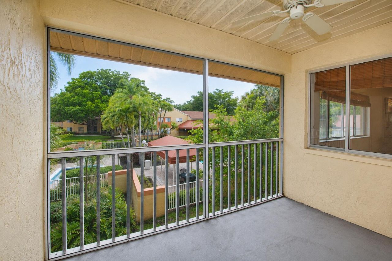 954 Coral Club Drive, Unit 954, Coral Springs, FL 33071 Photo