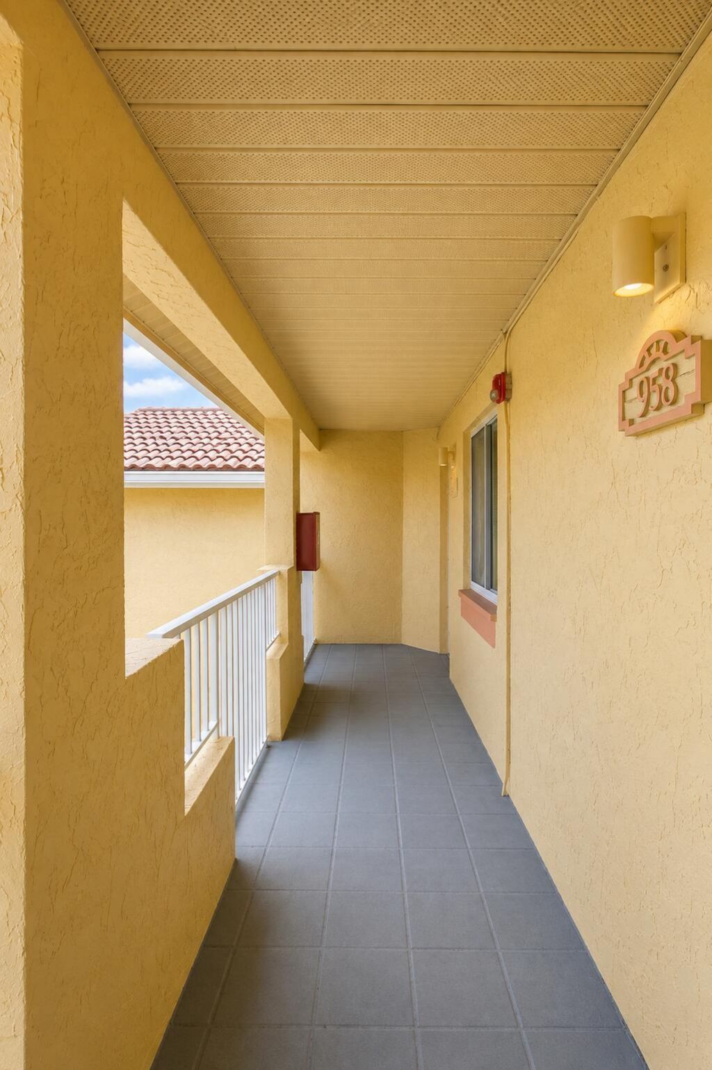 954 Coral Club Drive, Unit 954, Coral Springs, FL 33071 Photo