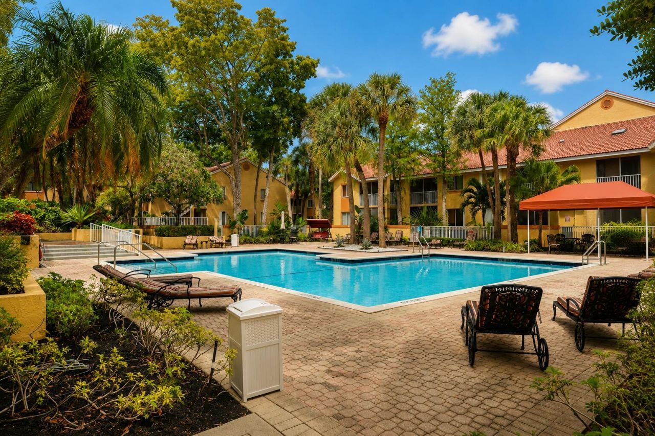 954 Coral Club Drive, Unit 954, Coral Springs, FL 33071 Photo