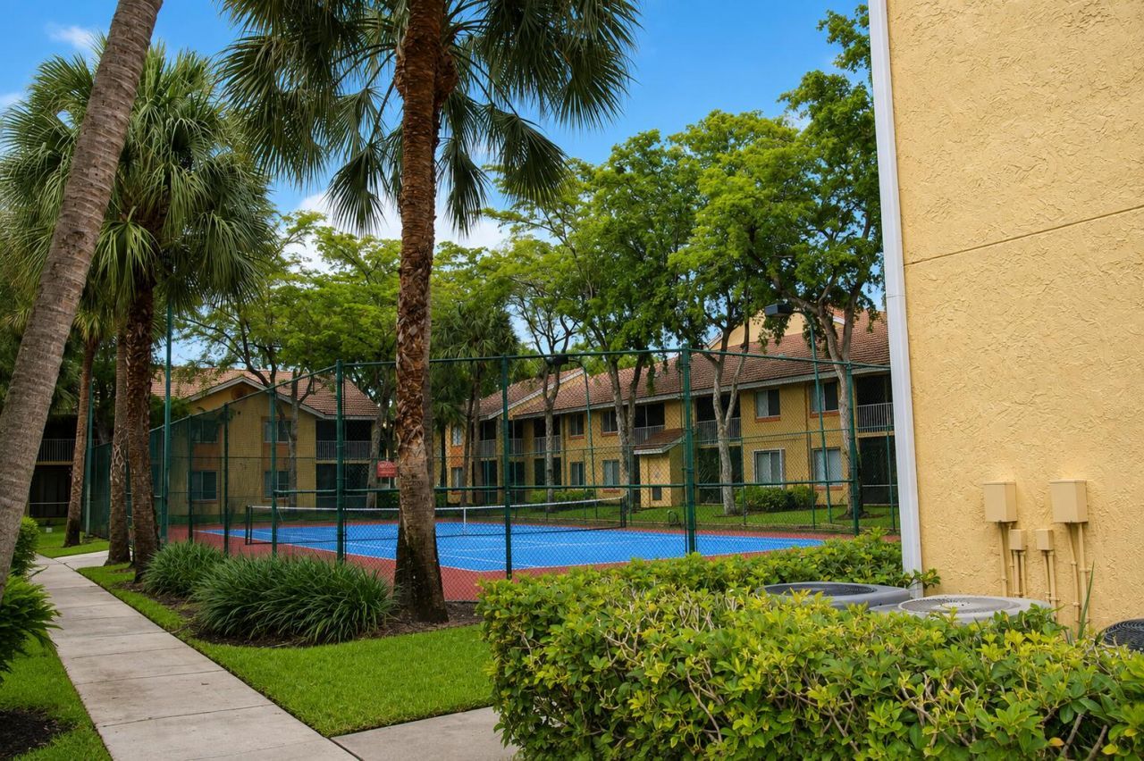 954 Coral Club Drive, Unit 954, Coral Springs, FL 33071 Photo