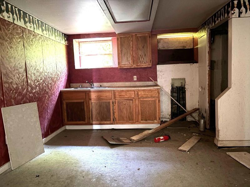 105 W 4th Street, Maysville, KY 41056 Photo 14