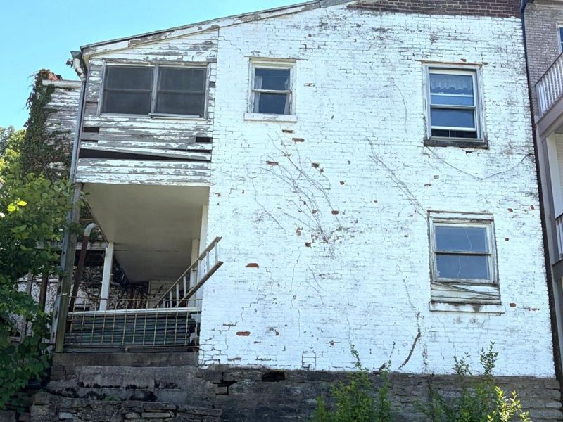 105 W 4th Street, Maysville, KY 41056 Photo 18
