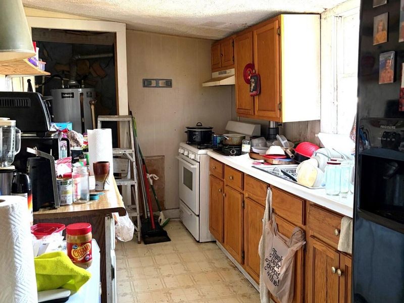 105 W 4th Street, Maysville, KY 41056 Photo 3
