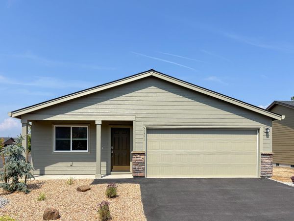 51771 Jubilee Pine Dr, La Pine, OR 97739