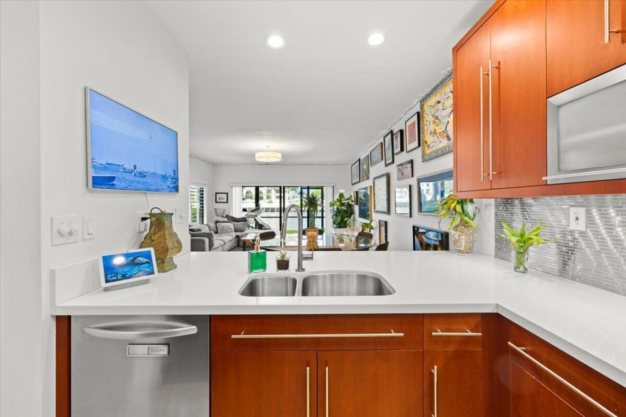 1301 N Riverside Drive, Unit 1, Pompano Beach, FL 33062 Photo