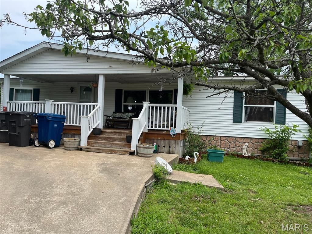 1671 Drake Ln, Robertsville, MO 63072 Main Photo