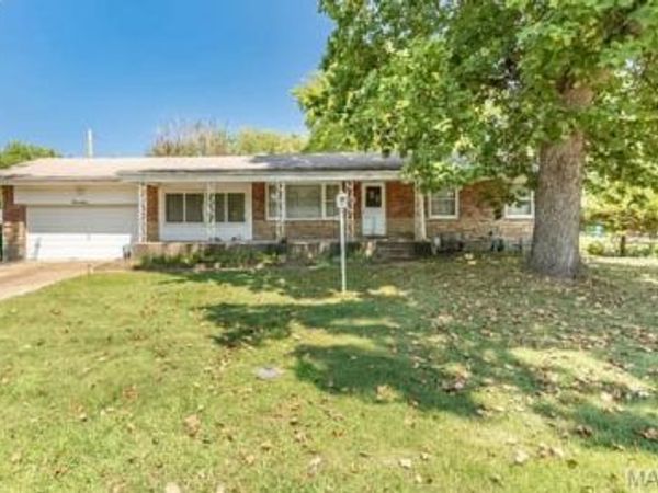 19 Forest Home Court, St Louis, MO 63137
