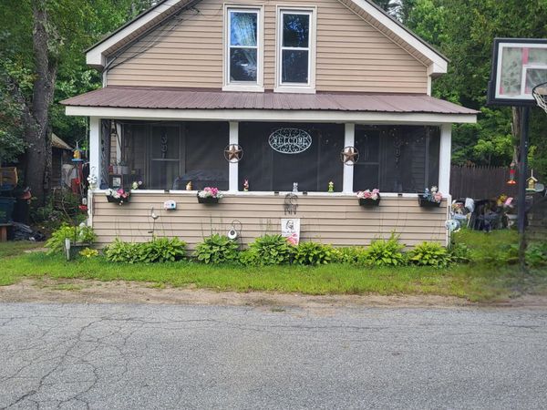 19 Tavern Road, Hadley, NY 12835