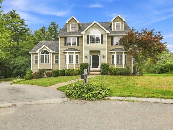 3 Arborcrest Rd, Amesbury, MA 01913
