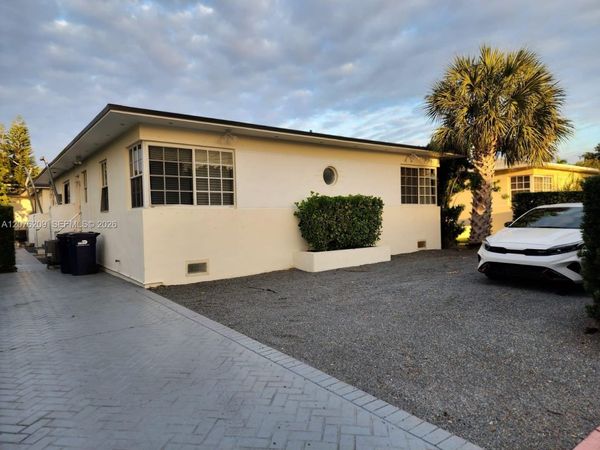 2145 Bay Dr , Unit 2, Miami Beach, FL 33141
