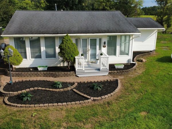 6180 E 5 Point Highway , Hamlin Township, Mi 48827