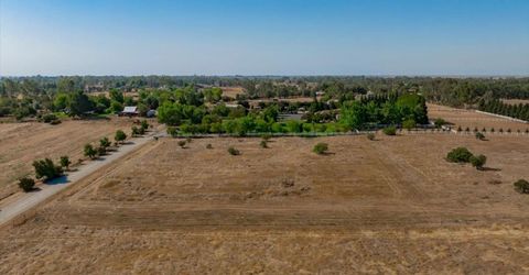 9833 La Clair, Wilton, CA 95693 Photo