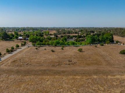 9833 La Clair, Wilton, CA 95693 Photo