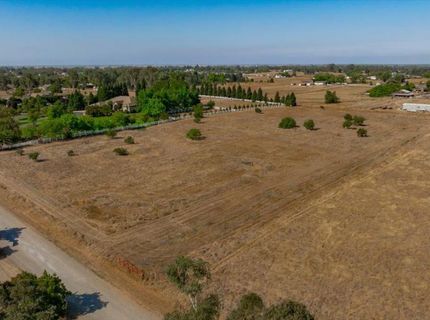 9833 La Clair, Wilton, CA 95693 Photo